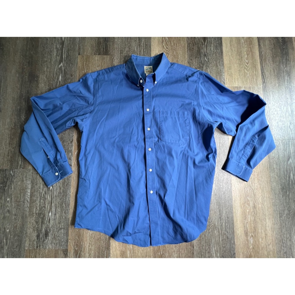 TravelSmith Button Down Shirt Mens XL Blue Cotton Long Sleeve Pocket Travel